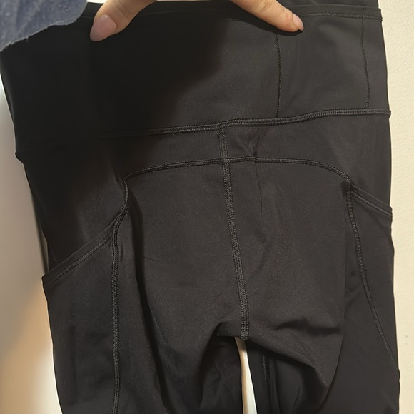 LULULEMON TRAIN TIMES NWOT - Picture 3 of 3